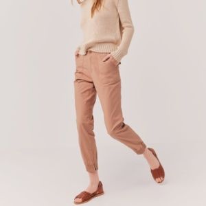 Pact Woven Twill Utility Jogger in Clay - NWT
